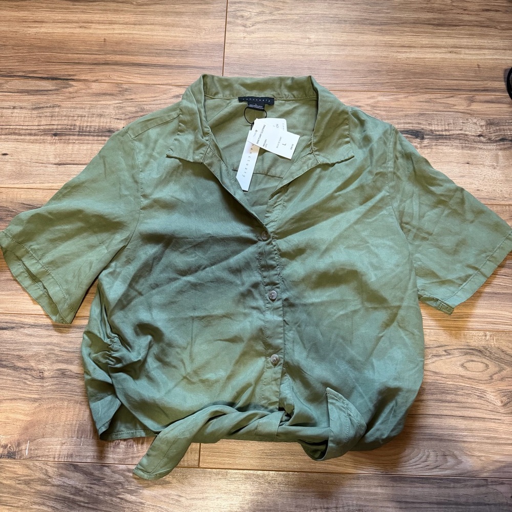 Sanctuary Olive Button-Up Shirt Maia tie shirt